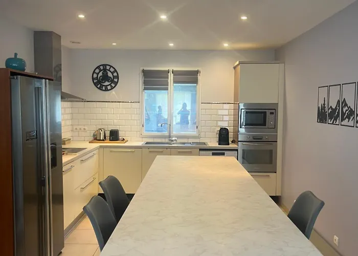 Coustete * Boo-Silhen